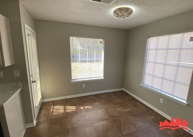 Building Photo - 4355 Annie Mae Cove