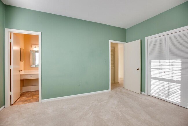 Building Photo - 4505 Harding Pike