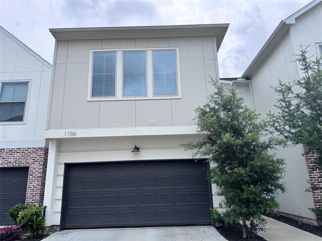 Building Photo - 1106 Olivier Ln