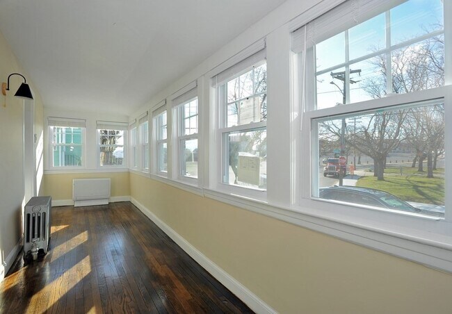 Building Photo - 3 Island Ave