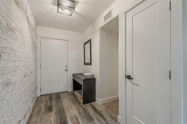 Building Photo - 3136 N 38th St