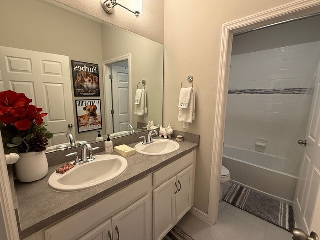Building Photo - 4/2 Groveland Builder Model Home
