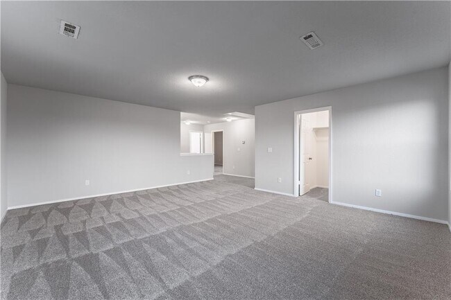 Building Photo - 1570 Scotland Dr
