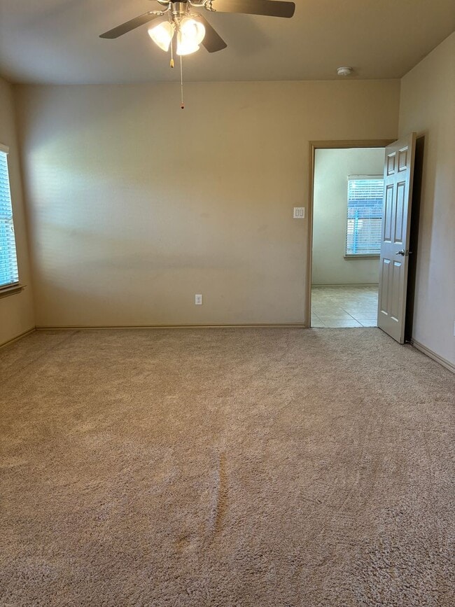 Building Photo - Keller ISD, 3 Bed in Rolling Meadows