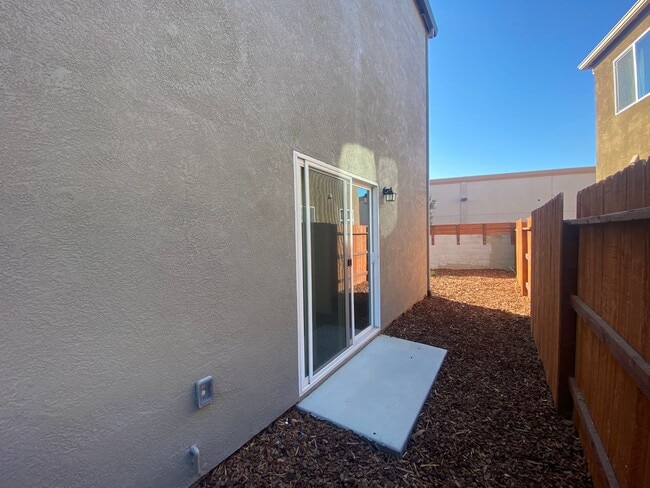 Building Photo - 6782 Jujube Ln