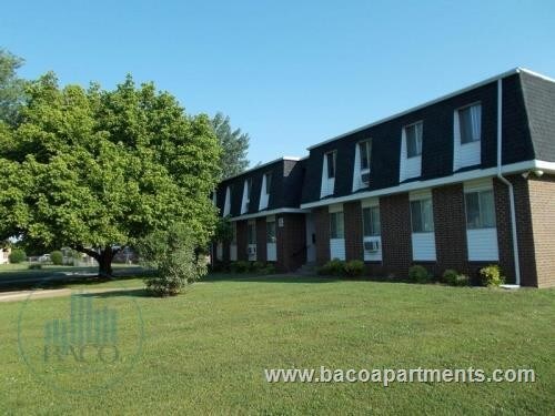 Building Photo - Colonial Village Apartments