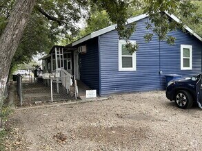 Building Photo - Super Affordable 2 Bed/ 1 Bath