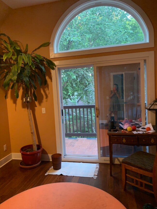 Building Photo - 2919 Harvey St