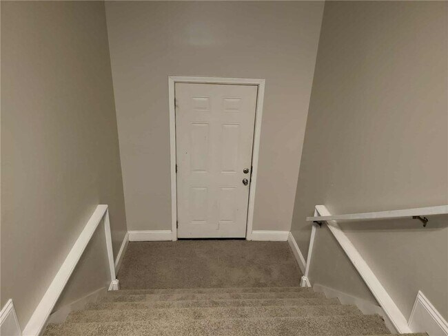 Building Photo - 3873 King Edward Trail SW
