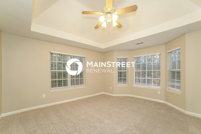 Building Photo - 2755 Arlington Ct