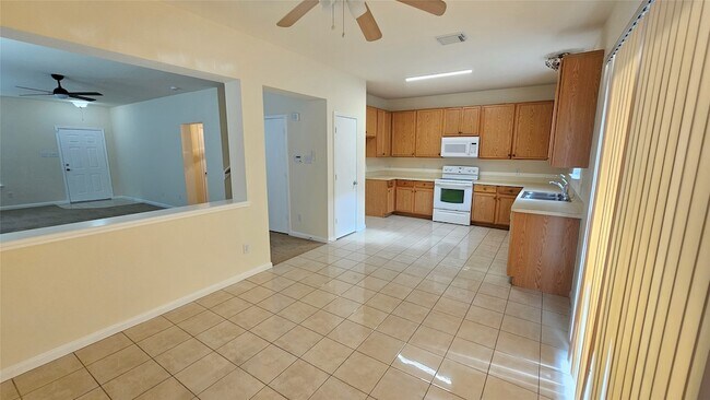 Building Photo - 7918 Barnes Ridge Ln