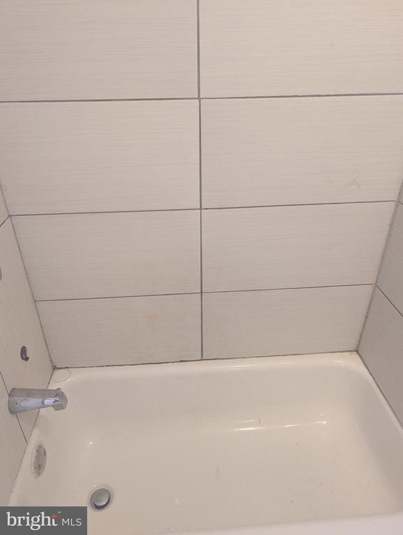 Building Photo - 422 Viola St