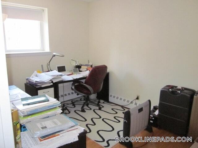 Building Photo - 53 Parkman St