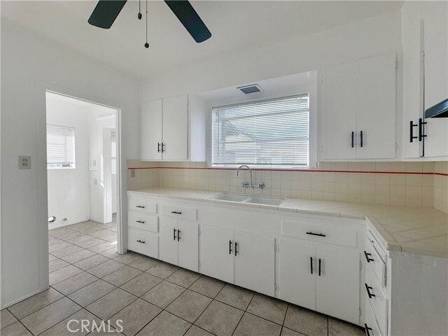 Building Photo - 209 Elm St