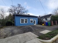 Building Photo - 7008 NE Rodney Ct