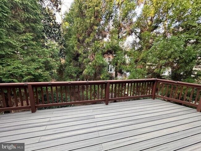 Building Photo - 5509 Thornbush Ct