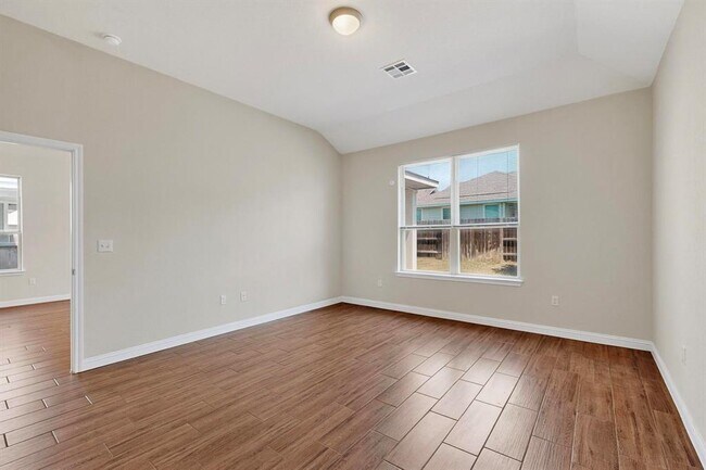 Building Photo - 8302 Cottage Rose Dr