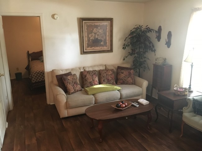 Unit Interior - Claiborne Arms Apartments