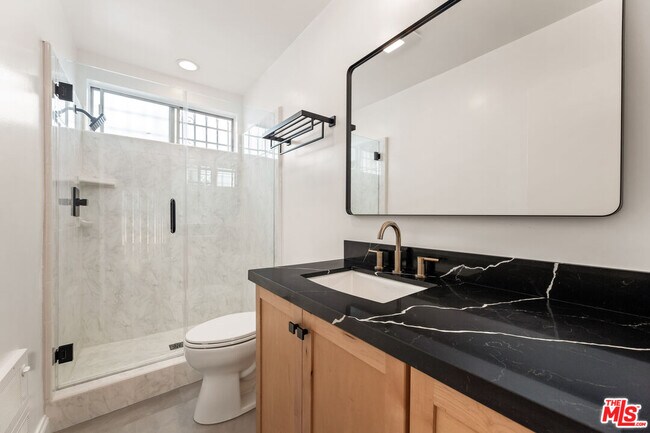 Building Photo - 1608 S Bentley Ave