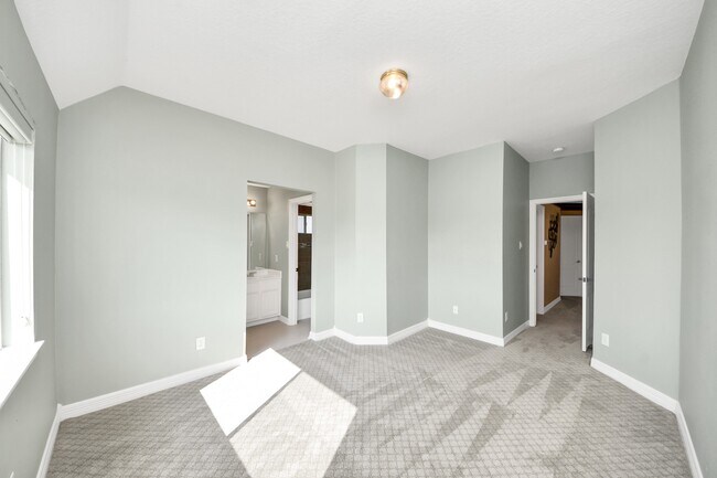 Building Photo - 5410 Deerbourne Chase Dr