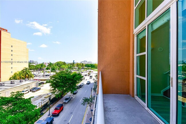 Building Photo - 244 Biscayne Blvd