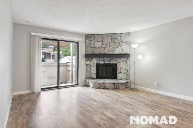 Building Photo - Charming 2BR Condo in Arvada