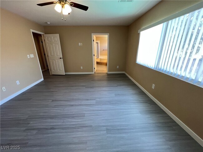 Building Photo - 7625 Good Fortune Ct