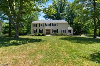 Building Photo - 45 Whippoorwill Way