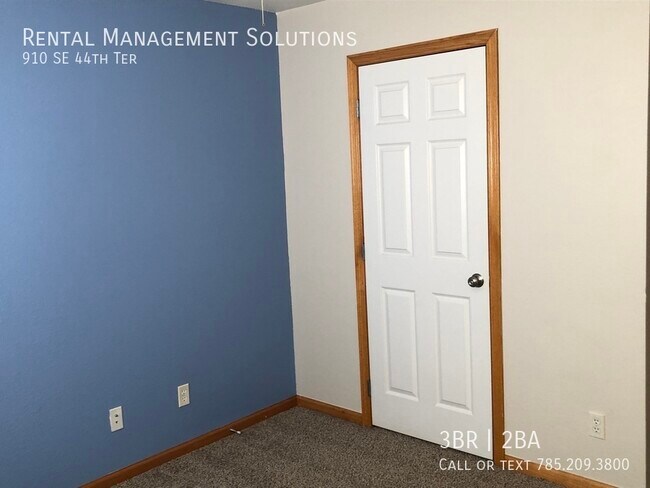 Building Photo - *SHAWNEE HEIGHTS SCHOOL DISTRICT* 910 SE 4...