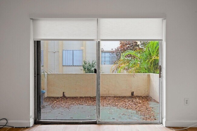 Building Photo - 7831 SW 56th St