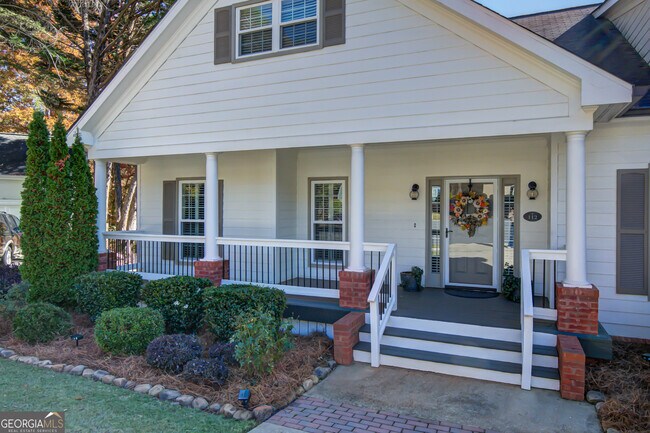 Building Photo - 112 Cottage Grove