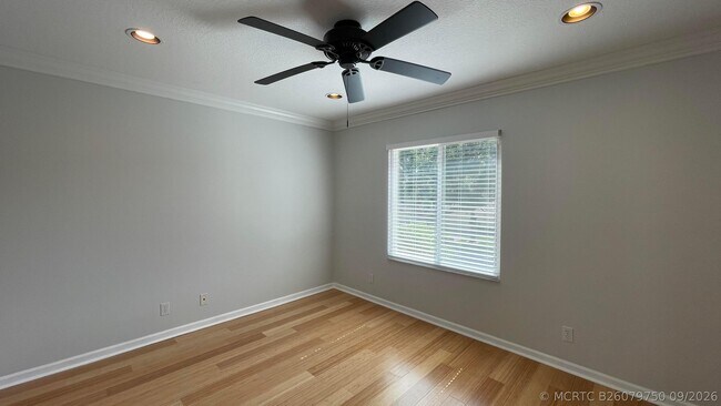 Building Photo - 4857 Victoria Cir