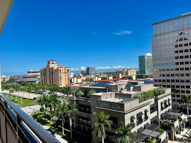 Building Photo - 550 Okeechobee Blvd