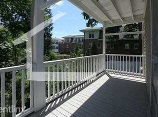 Building Photo - 508 Heath St
