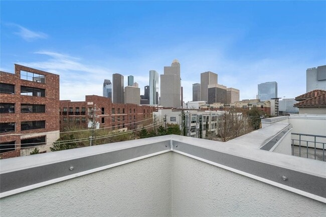Building Photo - 128 Pierce St