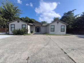 Building Photo - 7530 Forney Rd