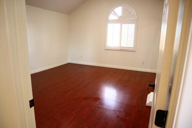 Master Bedroom - 10535 Myrtle St