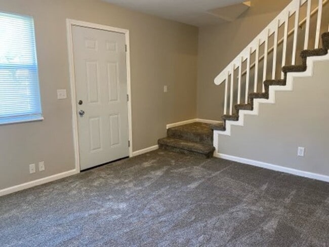 Building Photo - 1107 Arrowhead Dr