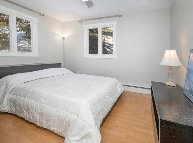 Building Photo - 2448 Garmisch Dr