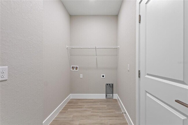 Building Photo - 217 Cimarron Dr