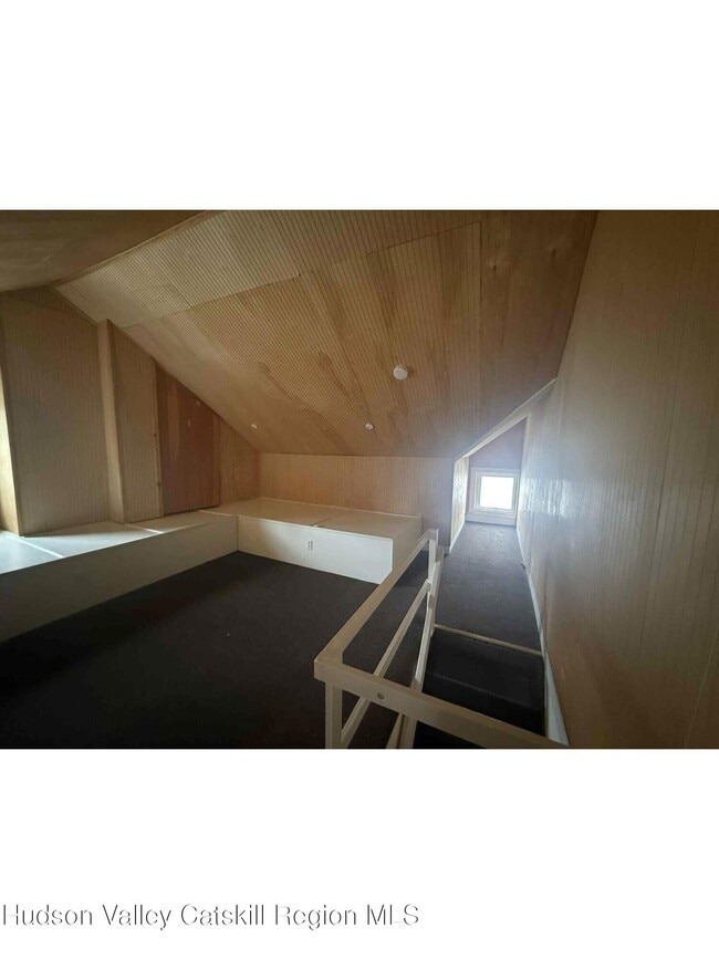 Building Photo - 6629 Park Pl