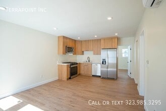 Building Photo - 1038 Westmoreland Ave
