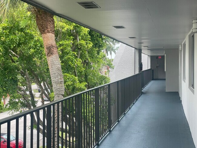 Building Photo - 4381 Trevi Ct