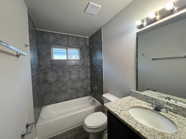 Building Photo - 7417 Savannah Brooks