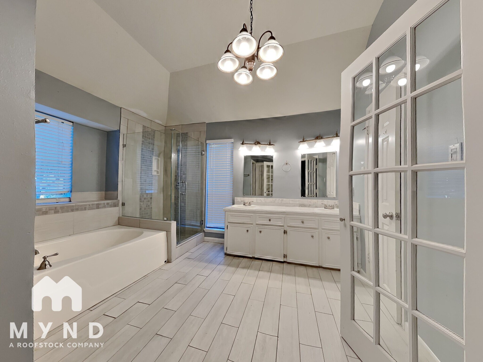 Building Photo - 22911 Garden Canyon Dr