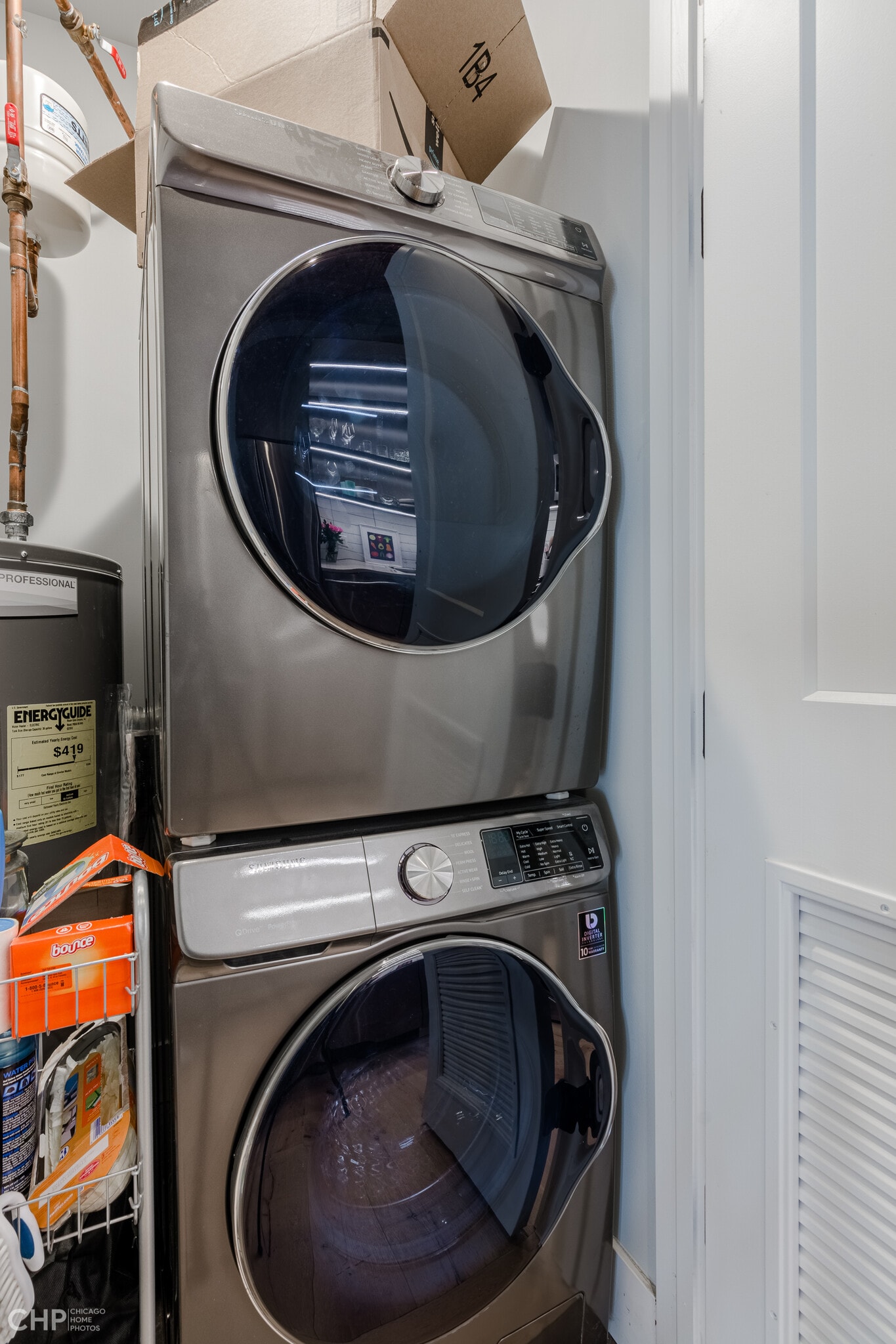 Building Photo - 729 N Sangamon St