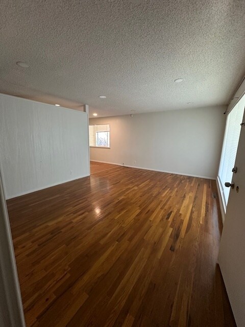 Building Photo - 1259 Buccaneer Dr