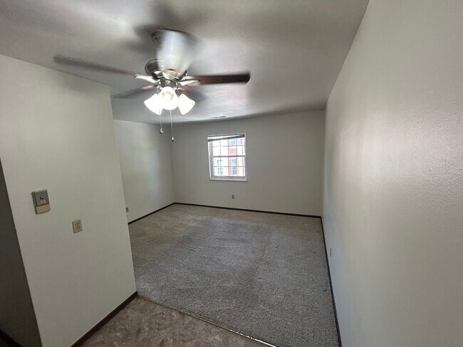 Building Photo - 120 McDonough St