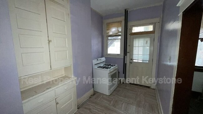 Building Photo - 1247 Chartiers Ave