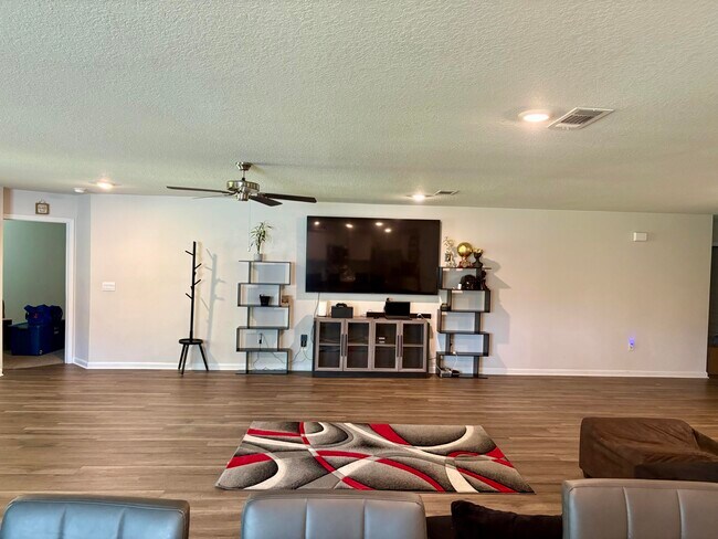 Building Photo - 3073 Heritage Plantation Blvd